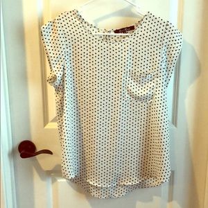 Short sleeve black and white polka dot top